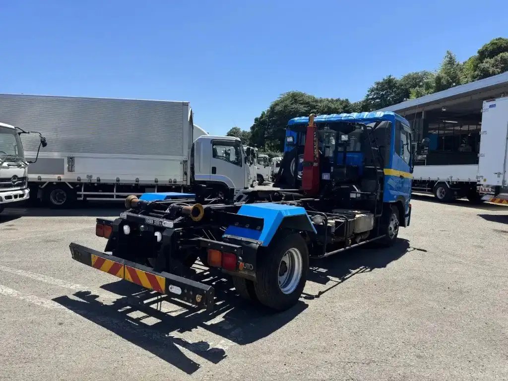 日産UD コンドル 中型/増トン アームロール ツインホイスト ベッドの中古トラック画像3