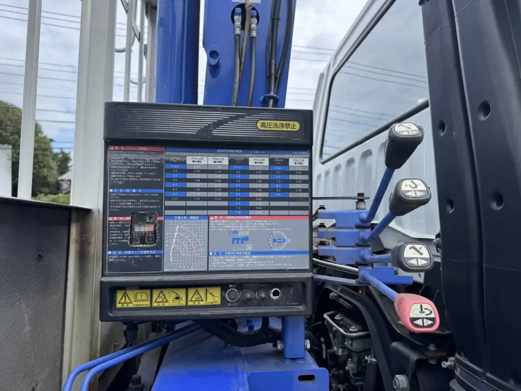 三菱 ファイター 中型/増トン クレーン付 4段 ラジコンの中古トラック画像11