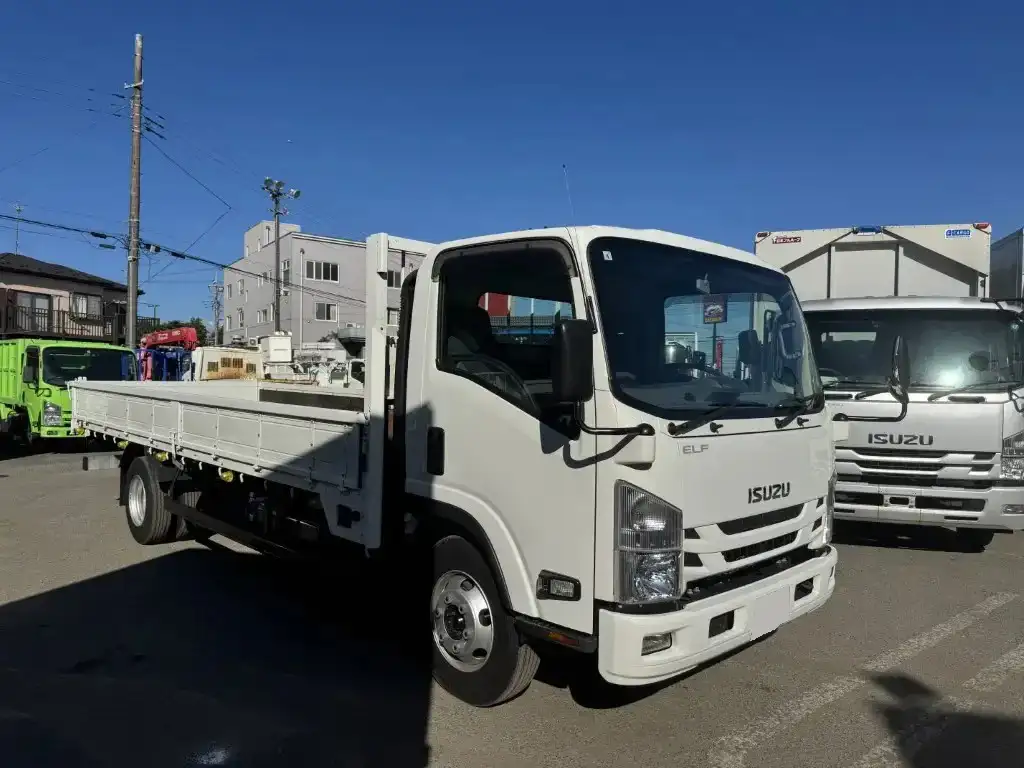 いすゞ エルフ 小型 平ボディ 2RG-NPR88YN R2の中古トラック画像2