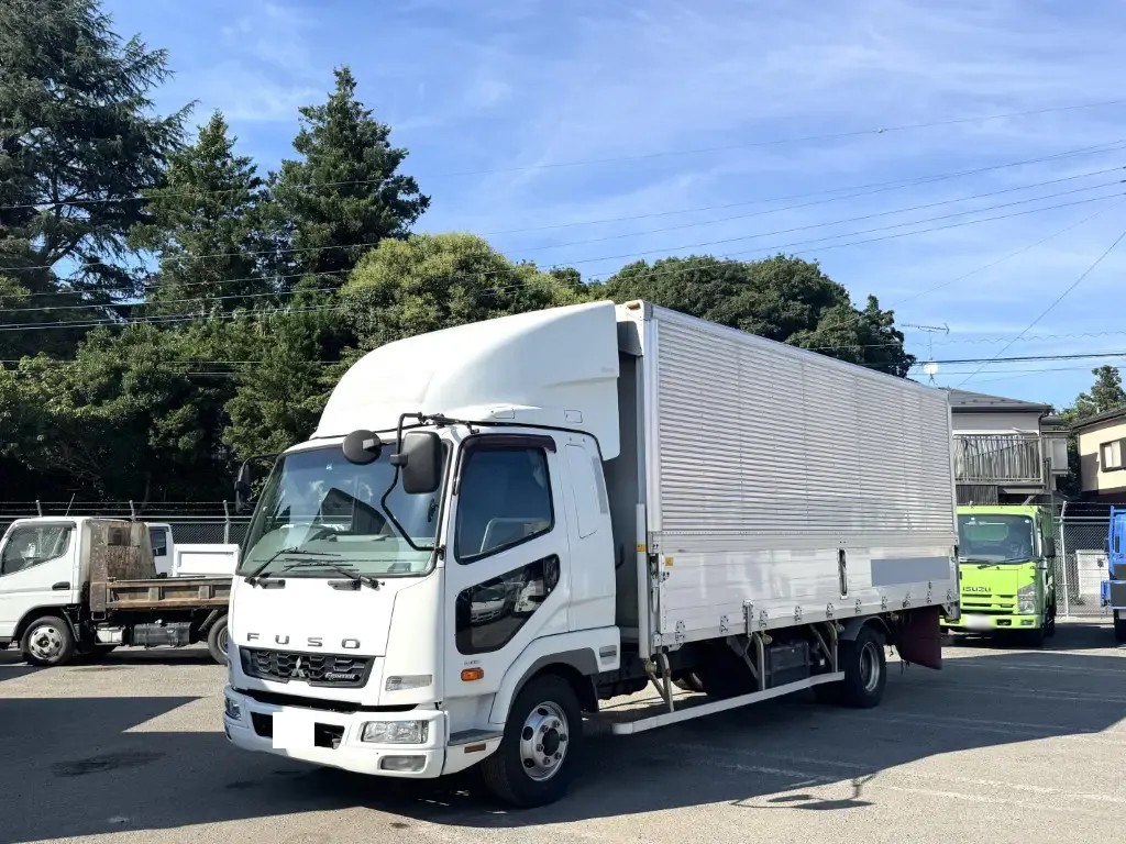 三菱 ファイター 中型/増トン ウイング ベッド QDG-FQ62F の中古トラック【車両No.187112】
