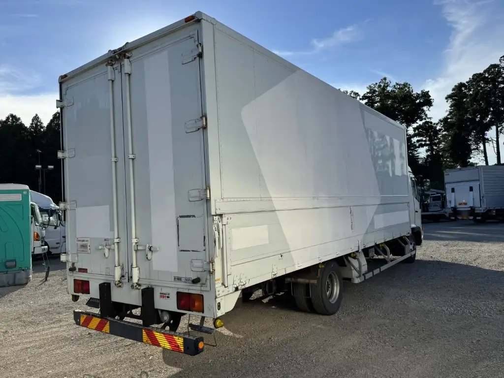 日野 レンジャー 中型/増トン ウイング エアサス ベッドの中古トラック画像3
