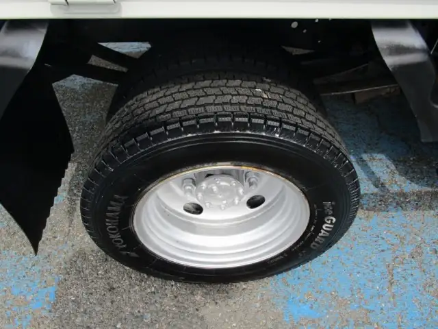 いすゞ エルフ 小型 平ボディ TKG-NMR85R H26の中古トラック画像20