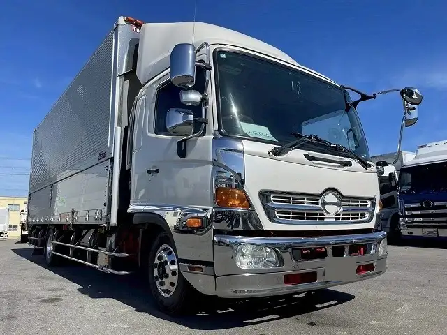 日野 レンジャー 中型/増トン ウイング パワーゲート エアサスの中古トラック画像2