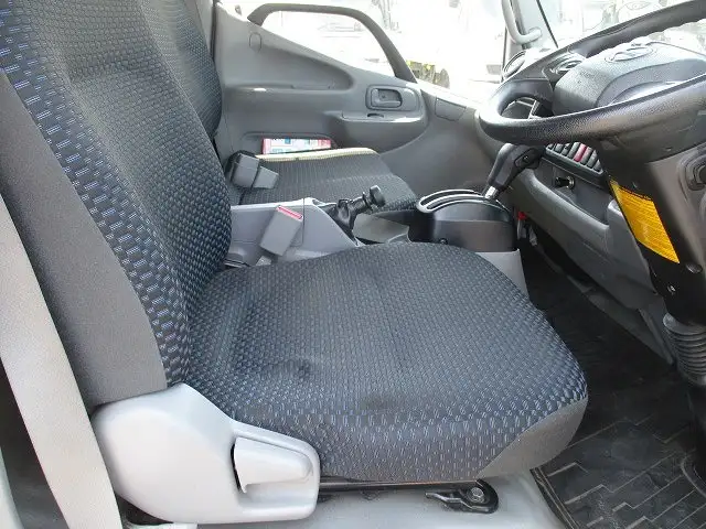 日野 デュトロ 小型 平ボディ 2RG-XZC605M R4の中古トラック画像6