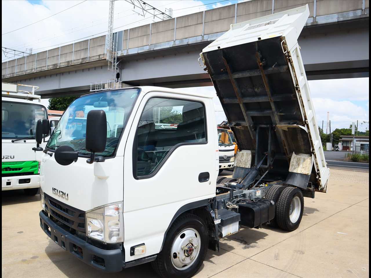 いすゞ エルフ 小型 ダンプ 強化 TKG-NJR85AD の中古トラック【車両No.123751】