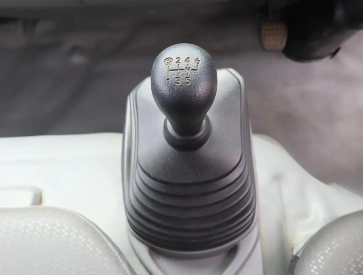 トヨタ ダイナ 小型 クレーン付 4段 ラジコンの中古トラック画像像17