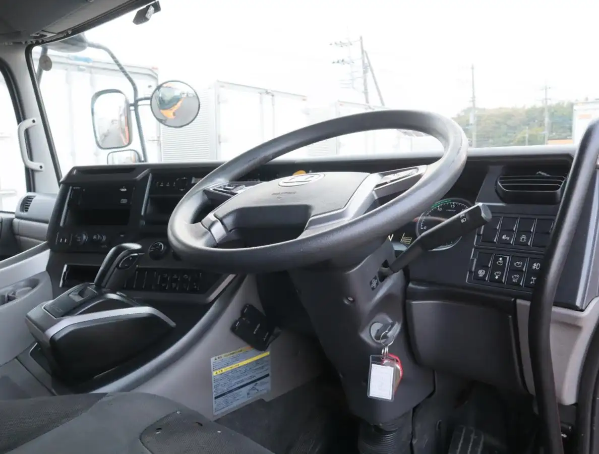日産UD クオン 大型 平ボディ アルミブロック エアサスの中古トラック画像14