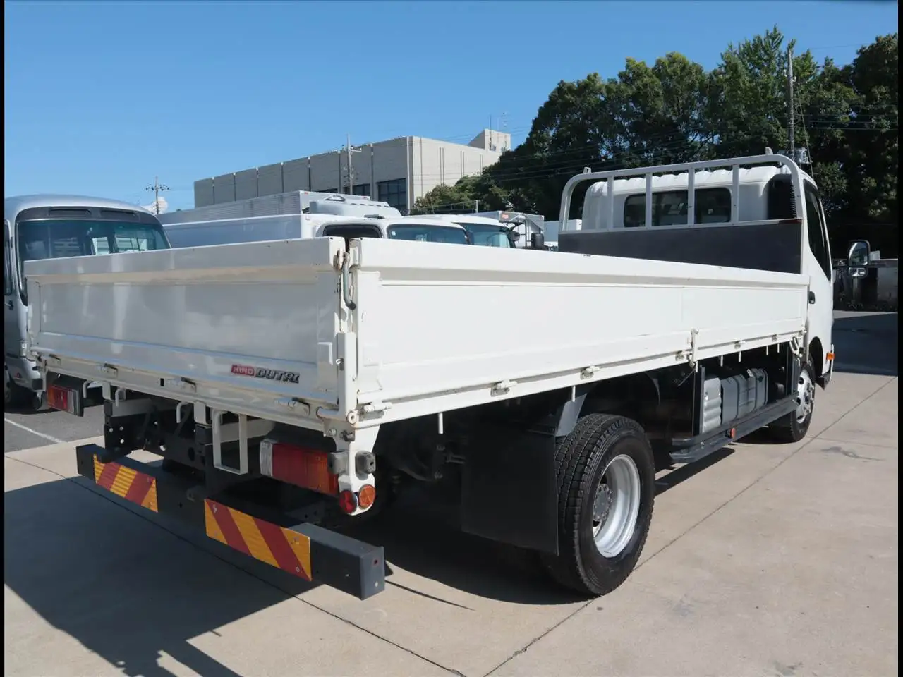 日野 デュトロ 小型 平ボディ 2PG-XZU712M R4の中古トラック画像3