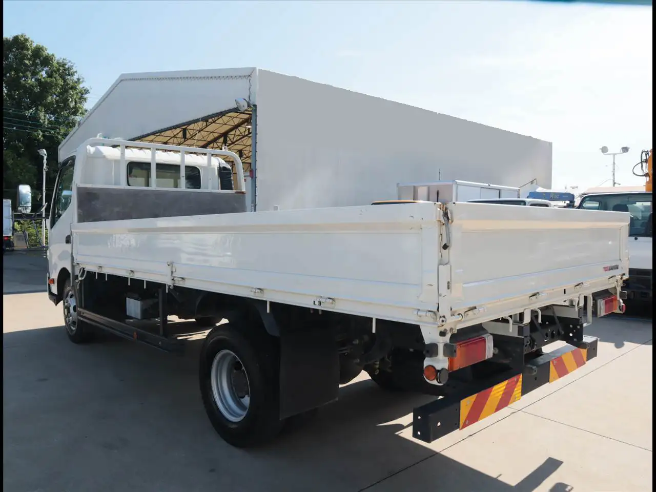日野 デュトロ 小型 平ボディ 2PG-XZU712M R4の中古トラック画像5