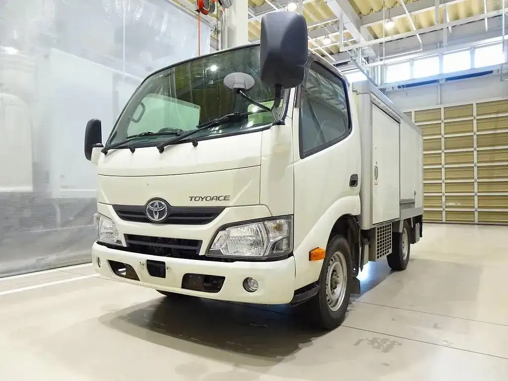 トヨタ トヨエース 小型 冷凍冷蔵 低温 床ステンの中古トラック画像1
