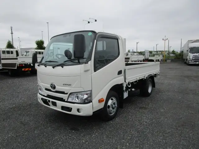 トヨタ ダイナ 小型 平ボディ 2KG-XZC605 R7の中古トラック画像1