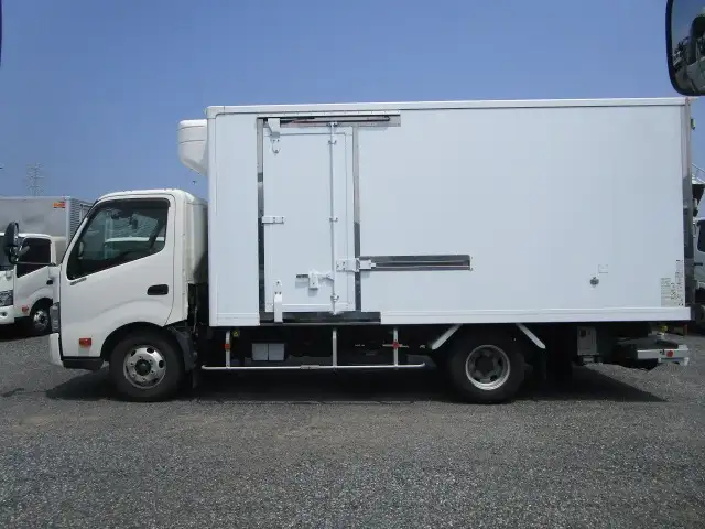 日野 デュトロ 小型 冷凍冷蔵 低温 パワーゲートの中古トラック画像5