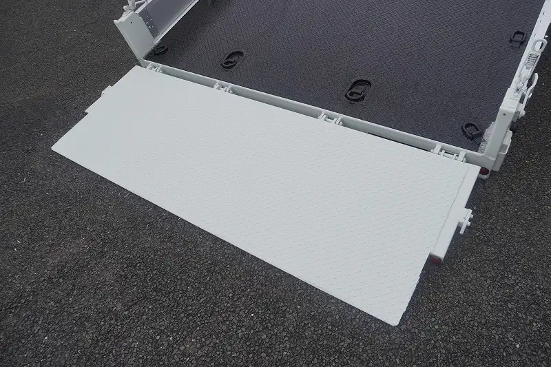 三菱 キャンター 小型 車両重機運搬 ラジコン ウインチの中古トラック画像8