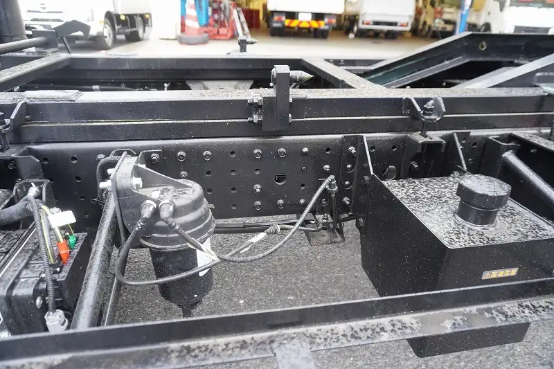 三菱 キャンター 小型 車両重機運搬 ラジコン ウインチの中古トラック画像像17