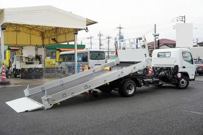 三菱 キャンター 小型 車両重機運搬 ラジコン ウインチの中古トラック画像4