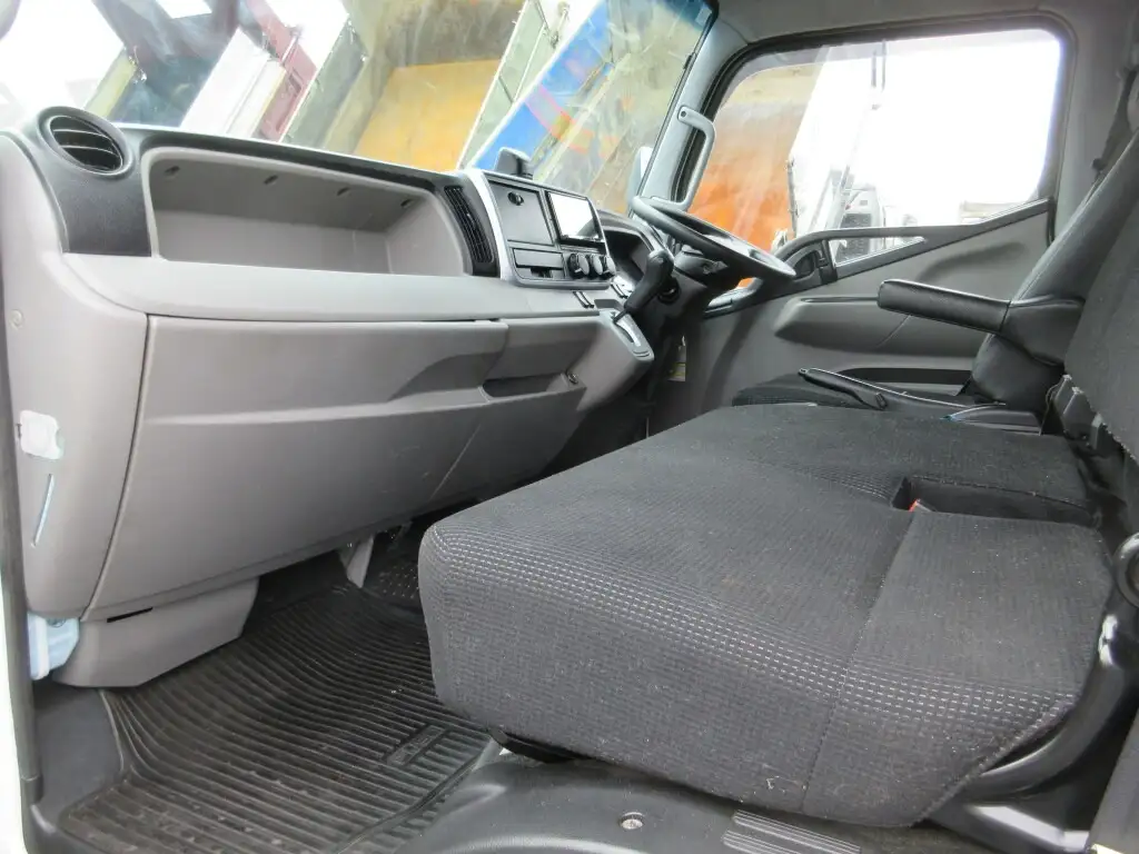 三菱 キャンター 小型 アルミバン パワーゲート サイドドアの中古トラック画像13