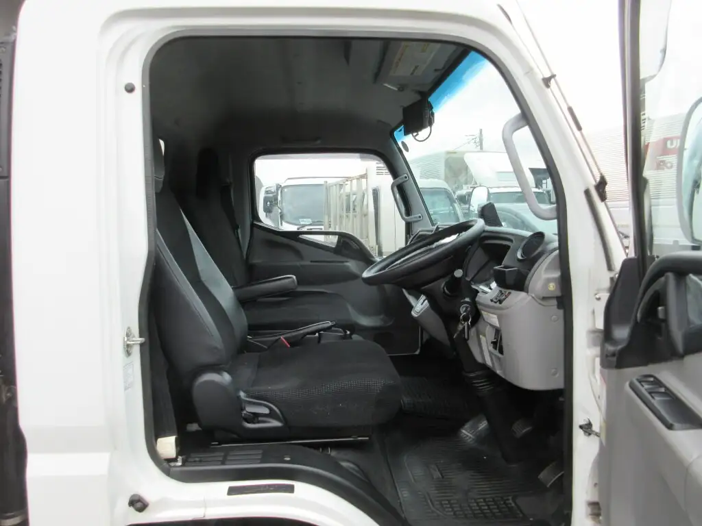 三菱 キャンター 小型 アルミバン パワーゲート サイドドアの中古トラック画像12