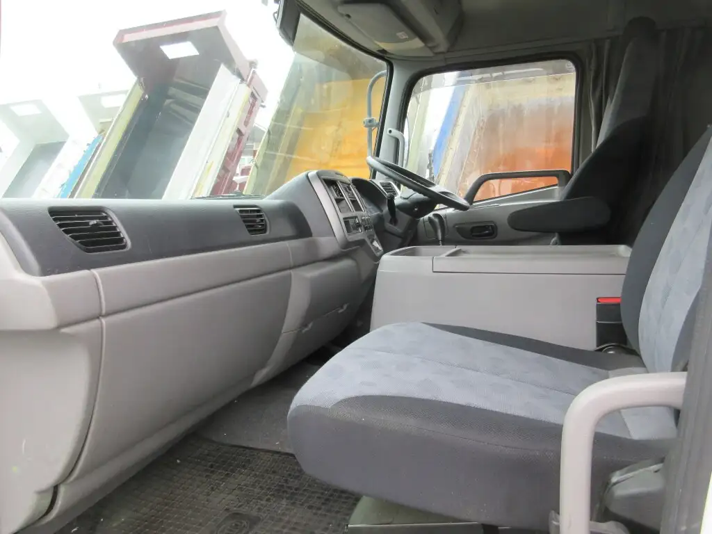 日産UD コンドル 中型/増トン ウイング エアサス ベッドの中古トラック画像13