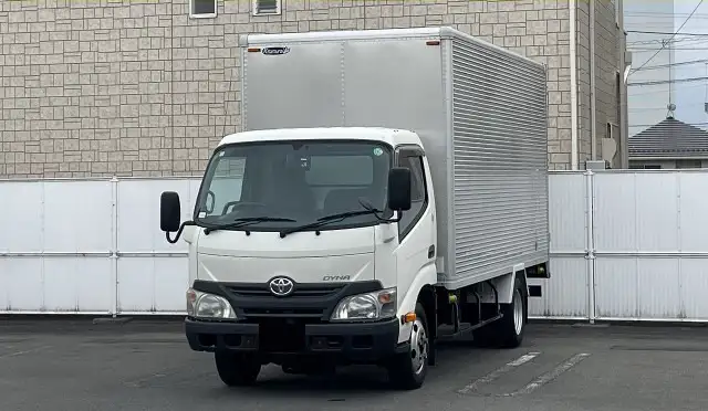トヨタ ダイナ 小型 アルミバン TKG-XZU655 H25の中古トラック画像1