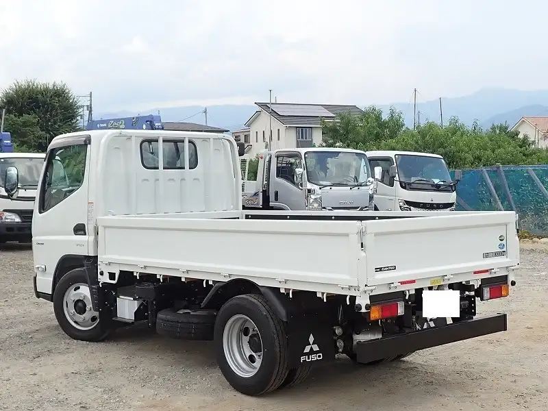 三菱 キャンター 小型 平ボディ 2RG-FBAV0 R7の中古トラック画像5
