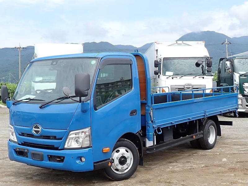 日野 デュトロ 小型 平ボディ アルミブロック 2KG-XZU712M の中古トラック【車両No.178398】