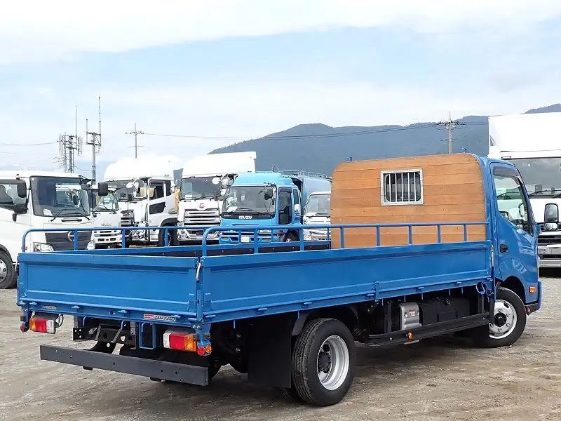 日野 デュトロ 小型 平ボディ 2RG-XZU712M H31/R1の中古トラック画像3