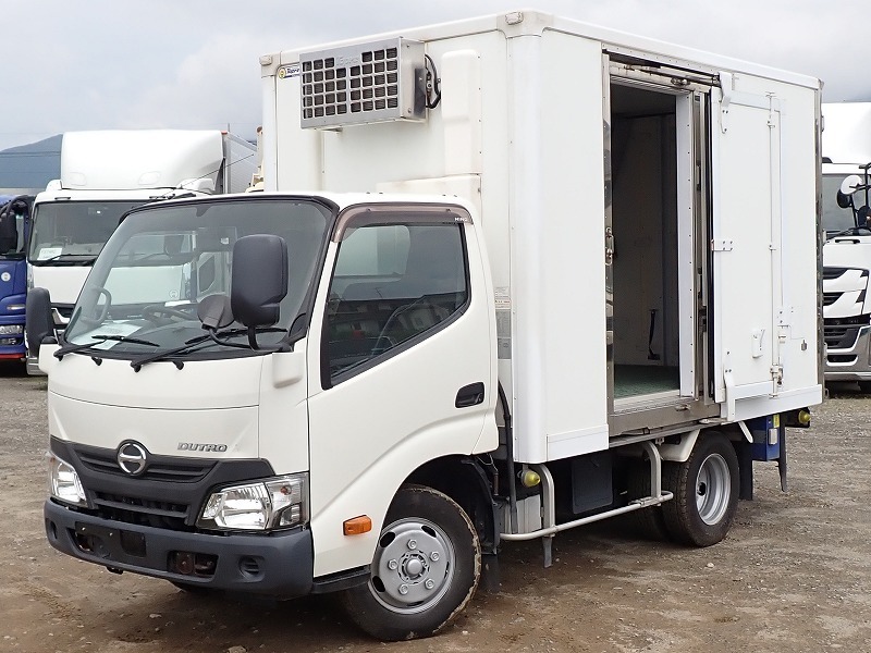 日野 デュトロ 小型 冷凍冷蔵 低温 床ステン の中古トラック【車両No.126677】