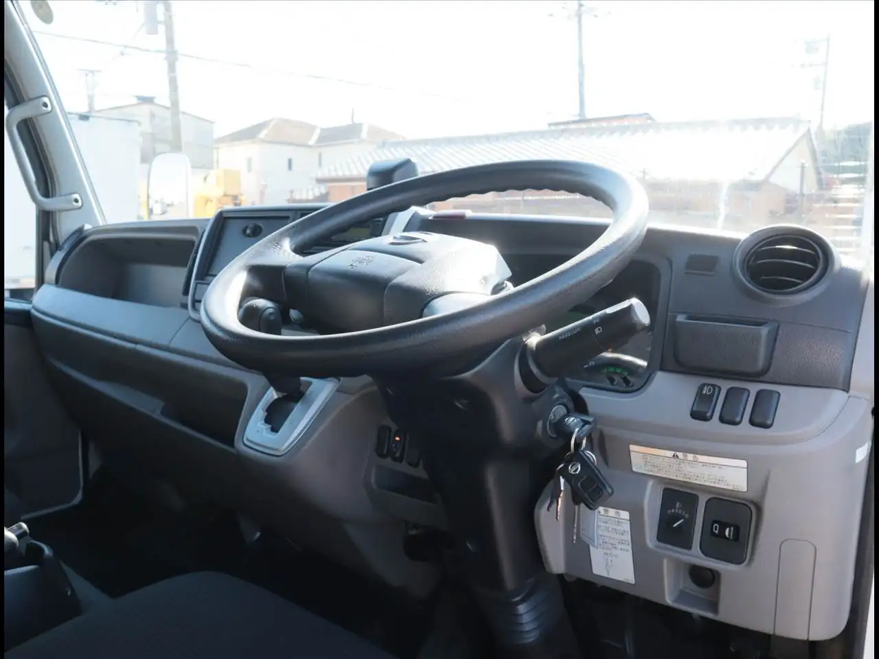 日産 アトラス 小型 アルミバン パワーゲート 床鉄板の中古トラック画像14