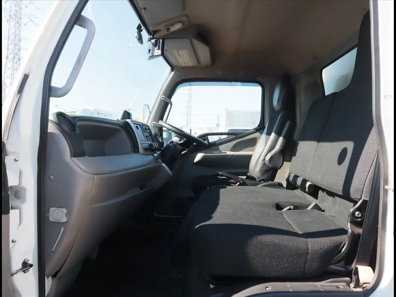 日産 アトラス 小型 アルミバン パワーゲート 床鉄板の中古トラック画像13