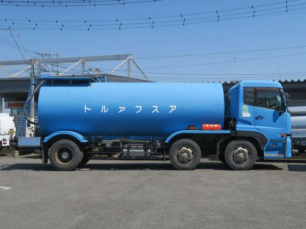 日産UD ビッグサム 大型 タンク車 ローリー ADG-CV2YLの中古トラック画像3