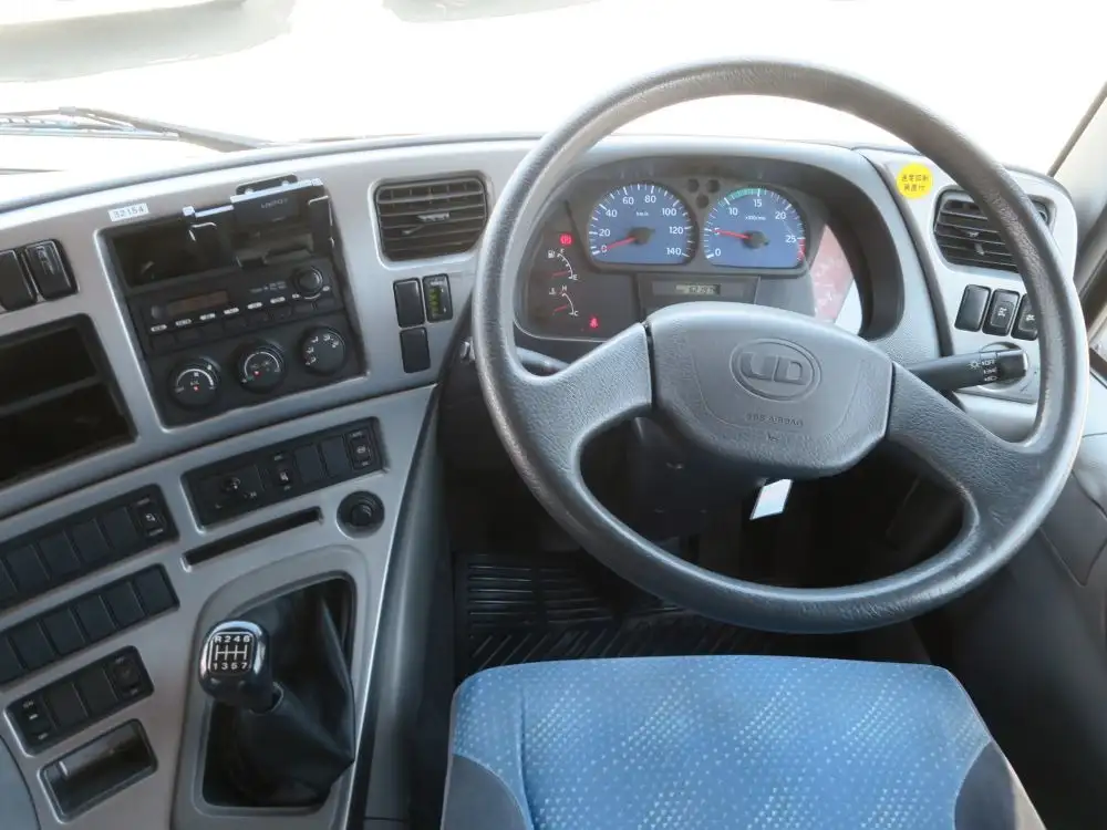 日産UD ビッグサム 大型 タンク車 ローリー ADG-CV2YLの中古トラック画像14