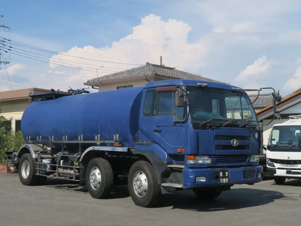 日産UD ビッグサム 大型 タンク車 ローリー KL-CV48Eの中古トラック画像2