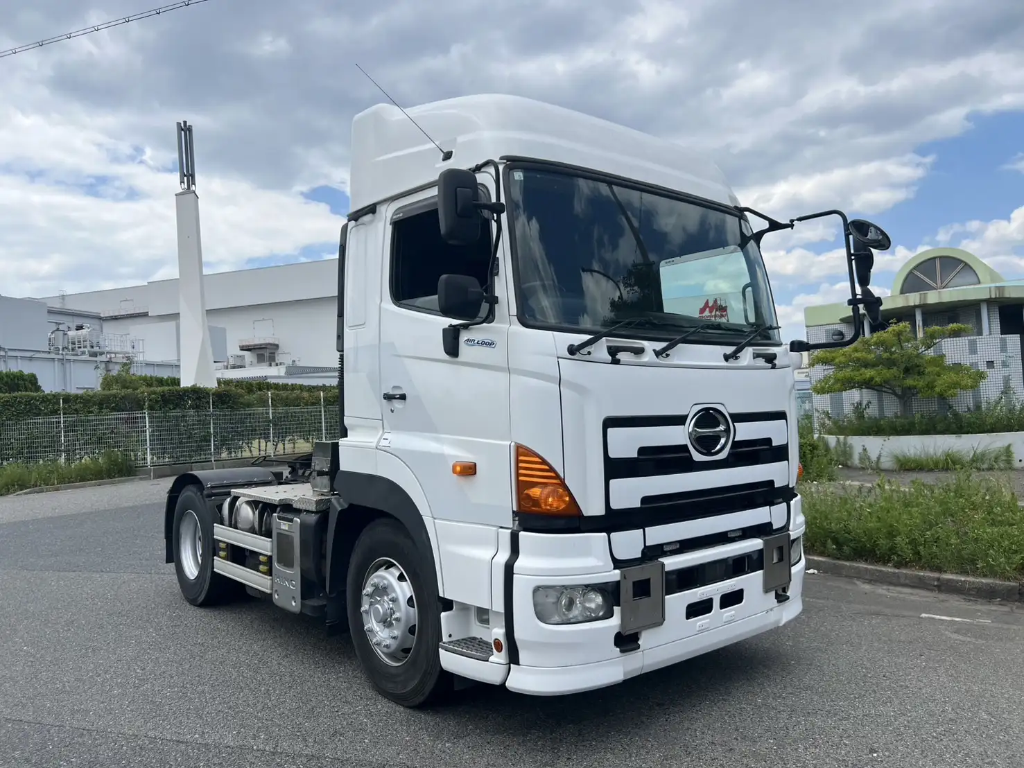 日野 プロフィア 大型 トラクター ハイルーフ エアサスの中古トラック画像2