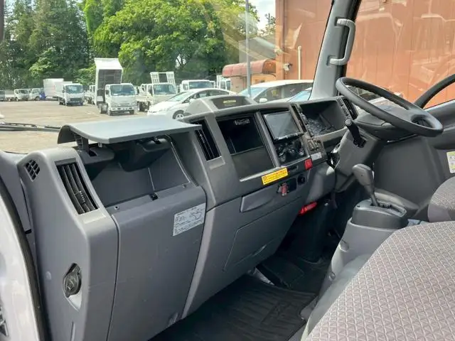 いすゞ エルフ 小型 平ボディ  R2の中古トラック画像9