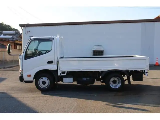 日野 デュトロ 小型 平ボディ  H30の中古トラック画像3