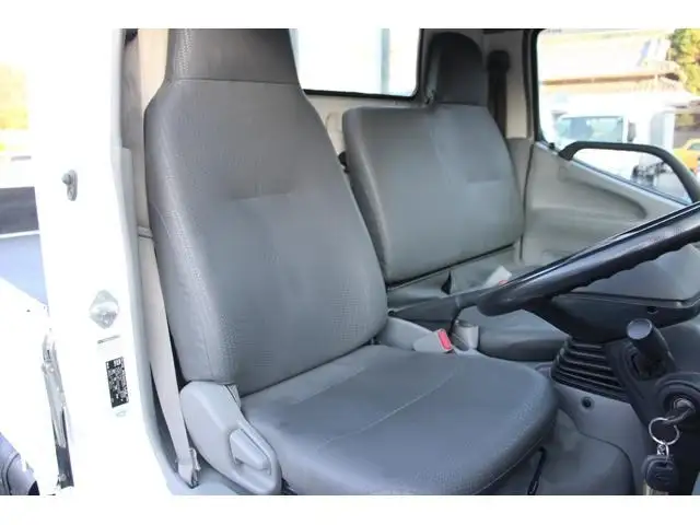 日野 デュトロ 小型 平ボディ  H30の中古トラック画像8