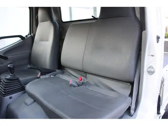 日野 デュトロ 小型 平ボディ  H30の中古トラック画像9