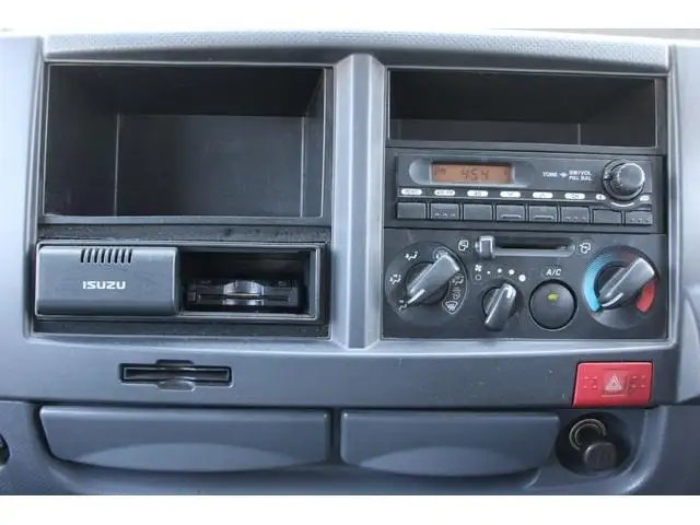 いすゞ エルフ 小型 平ボディ Wキャブ の中古トラック画像11