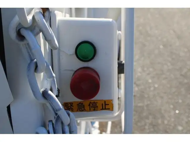 いすゞ フォワード 中型/増トン パッカー車 プレス式 ベッドの中古トラック画像8