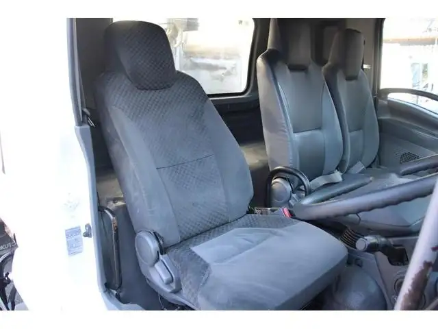 いすゞ フォワード 中型/増トン パッカー車 プレス式 ベッドの中古トラック画像10