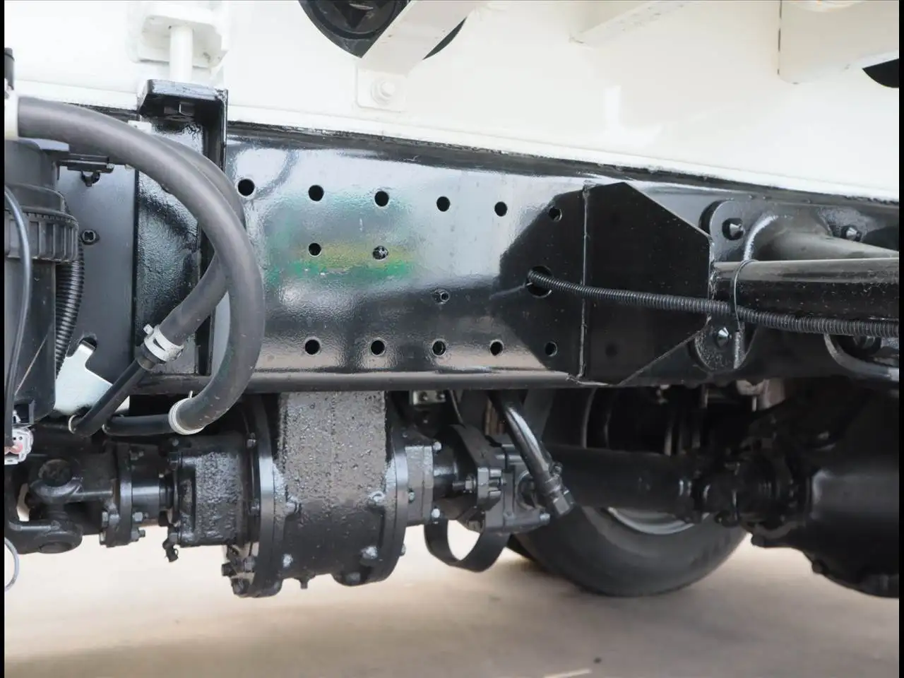 日野 デュトロ 小型 タンク車 ローリー 2KG-XZU700Mの中古トラック画像18