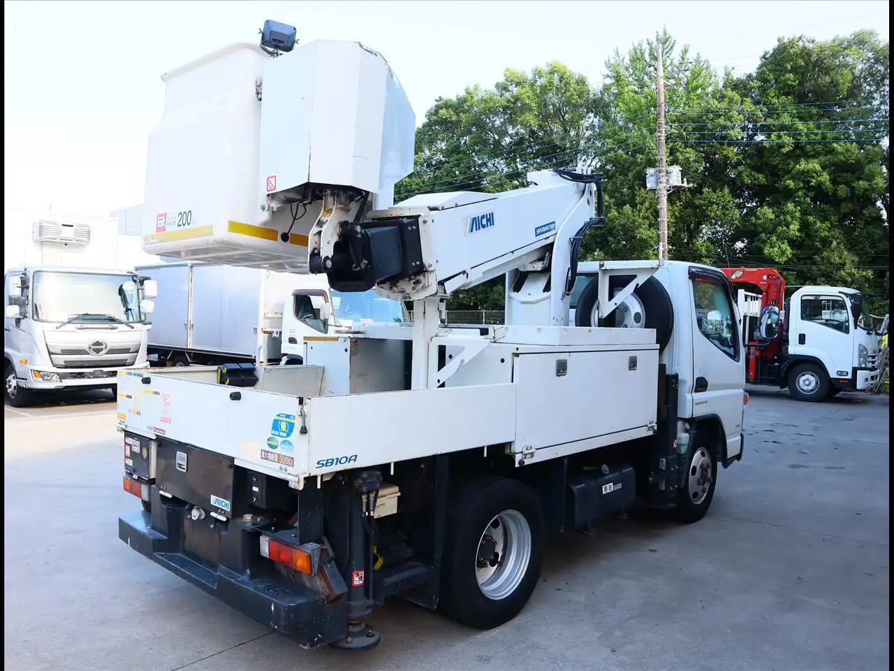 三菱 キャンター 小型 高所・建柱車 高所作業車 TPG-FEA50の中古トラック画像3
