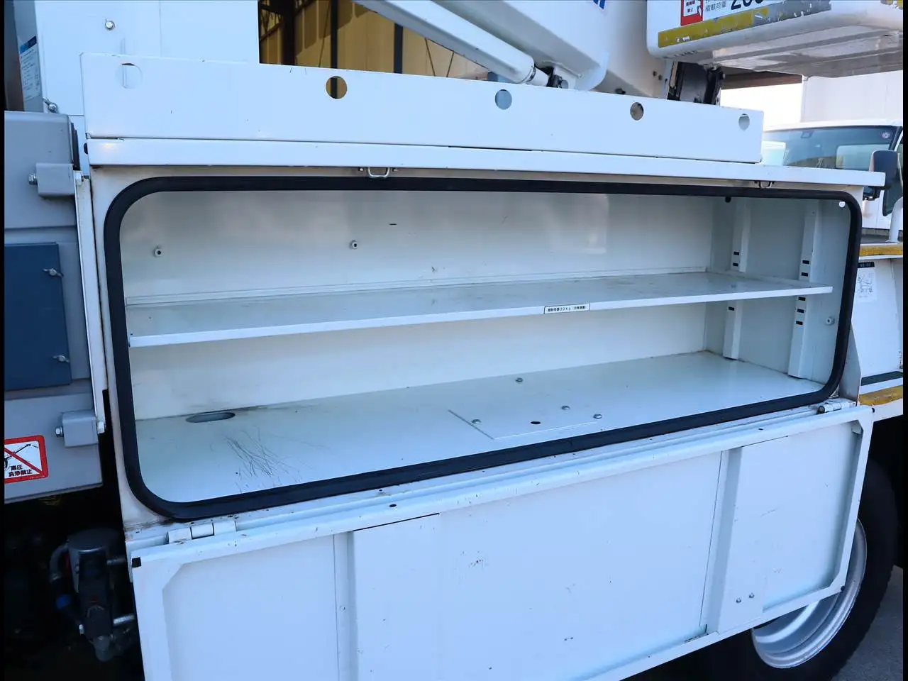 三菱 キャンター 小型 高所・建柱車 高所作業車 TPG-FEA50の中古トラック画像6