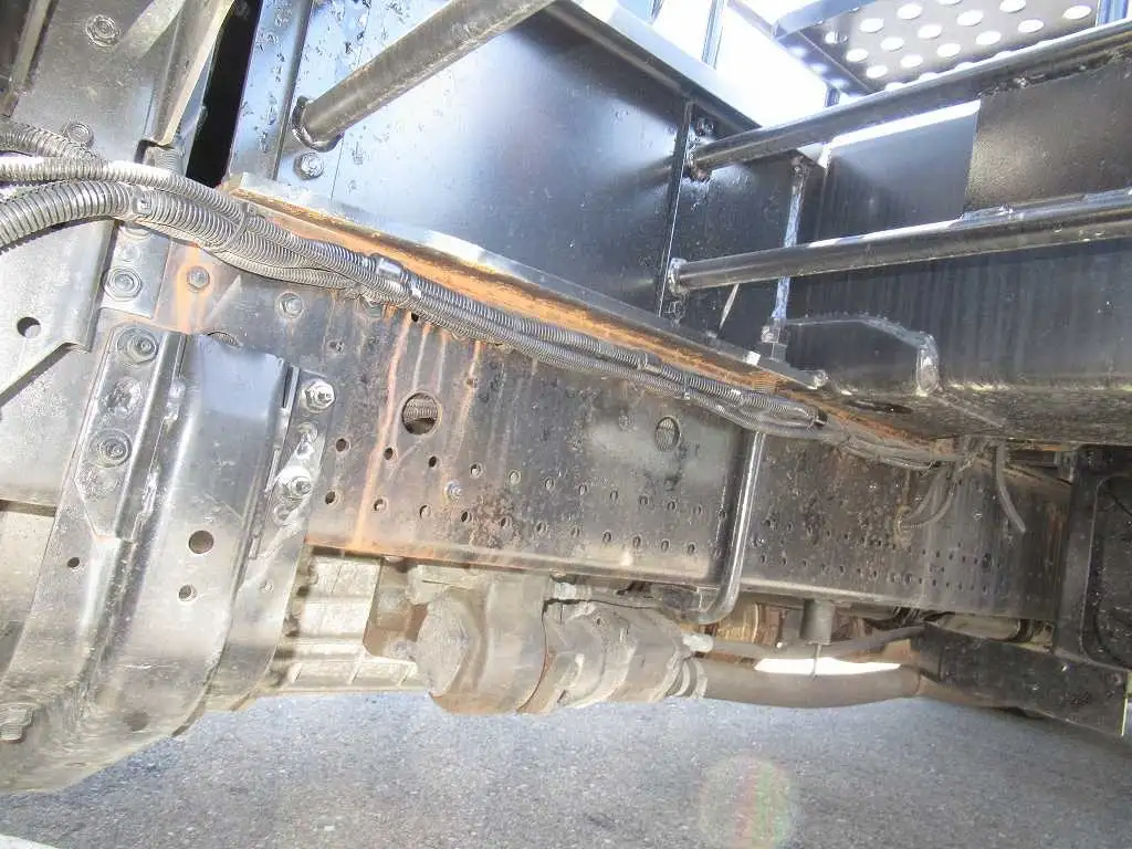 いすゞ フォワード 中型/増トン 高所・建柱車 高所作業車 ベッドの中古トラック画像像17