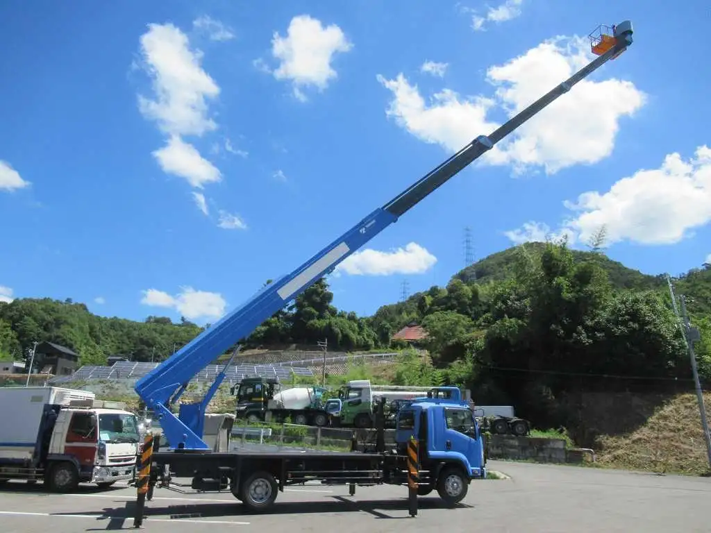 いすゞ フォワード 中型/増トン 高所・建柱車 高所作業車 ベッドの中古トラック画像6