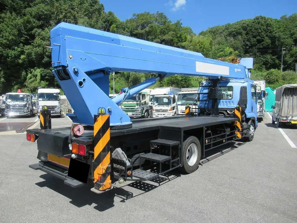 いすゞ フォワード 中型/増トン 高所・建柱車 高所作業車 ベッドの中古トラック画像3