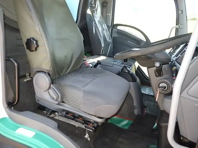 いすゞ フォワード 中型/増トン パッカー車 プレス式 LPG-FTR90S2の中古トラック画像13