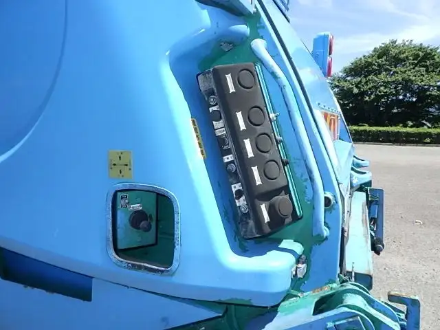 いすゞ フォワード 中型/増トン パッカー車 プレス式 LPG-FTR90S2の中古トラック画像9