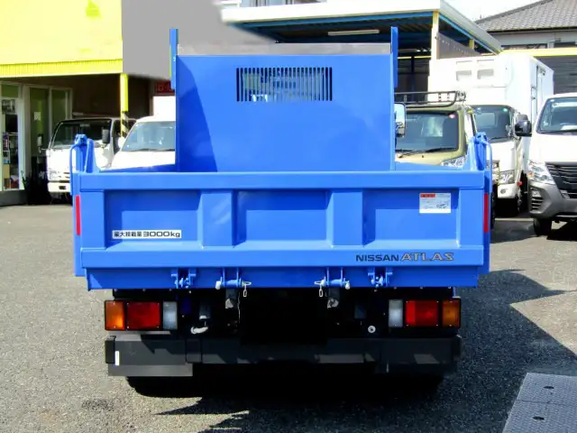 日産 アトラス 小型 ダンプ 2RG-AKR88AD R5の中古トラック画像3