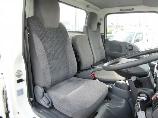いすゞ エルフ 小型 平ボディ TRG-NJR85A H31/R1の中古トラック画像10